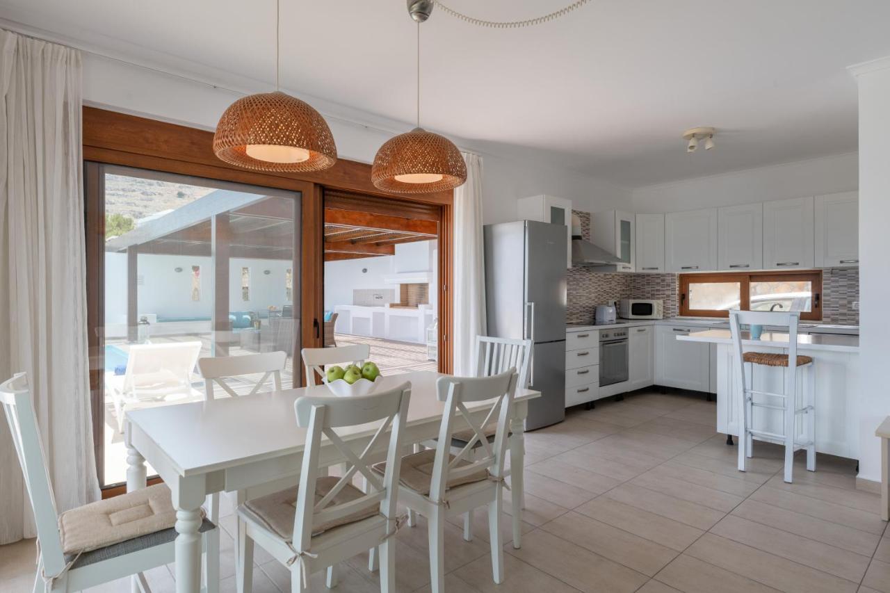 Villa Milena With Private Pool, Vlicha Beach Lindos Líndos Exterior foto